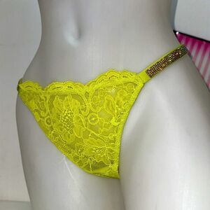 🔥Victoria Secret floral panty thong SZ Medium NEW